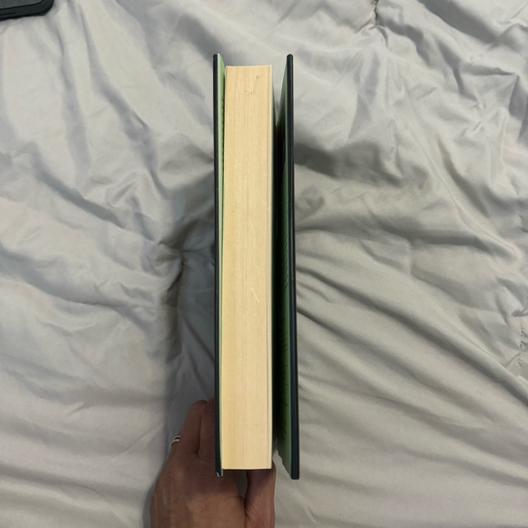 Hardcover Flesh and Bone by Jefferson Bass, good condition - Picture 5 of 8